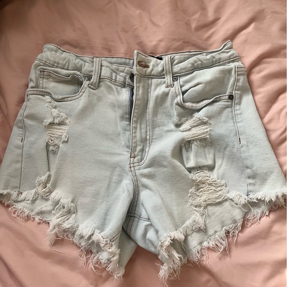 Kendall & Kylie jean shorts!